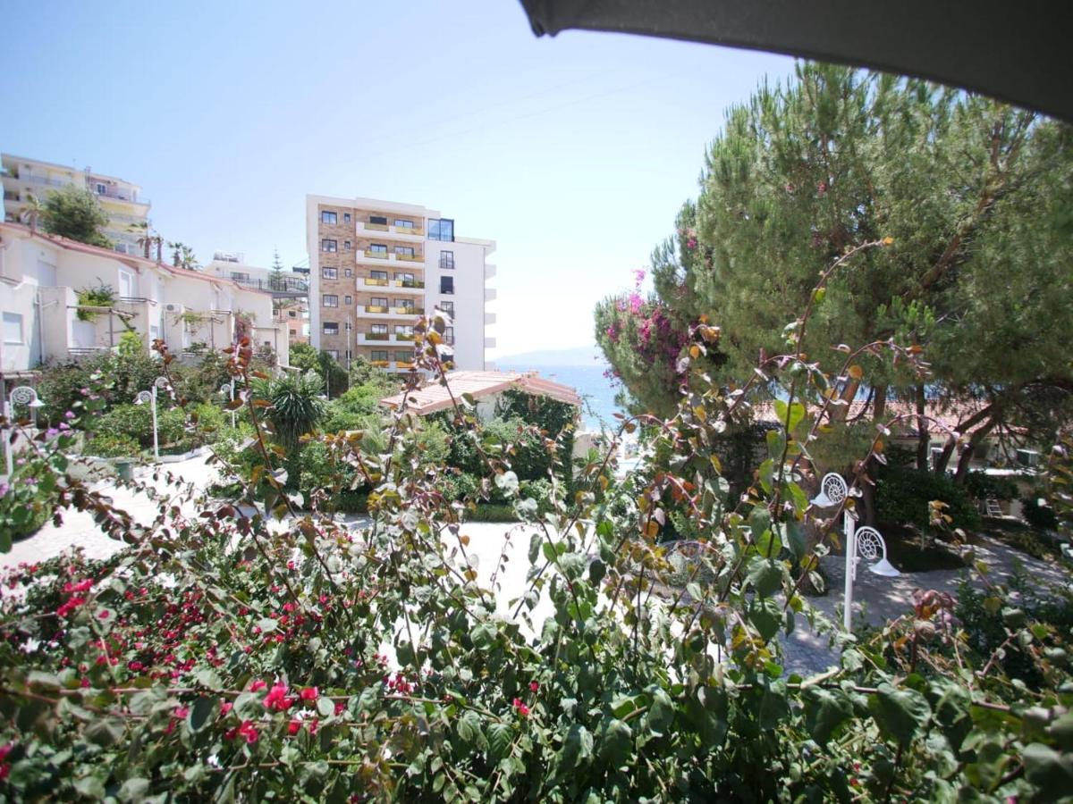 Sunset Apartment Saranda Bay Exterior photo