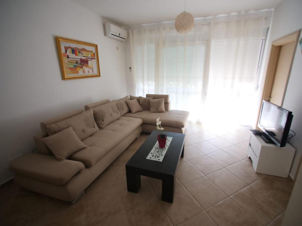 Sunset Apartment Saranda Bay Exterior photo