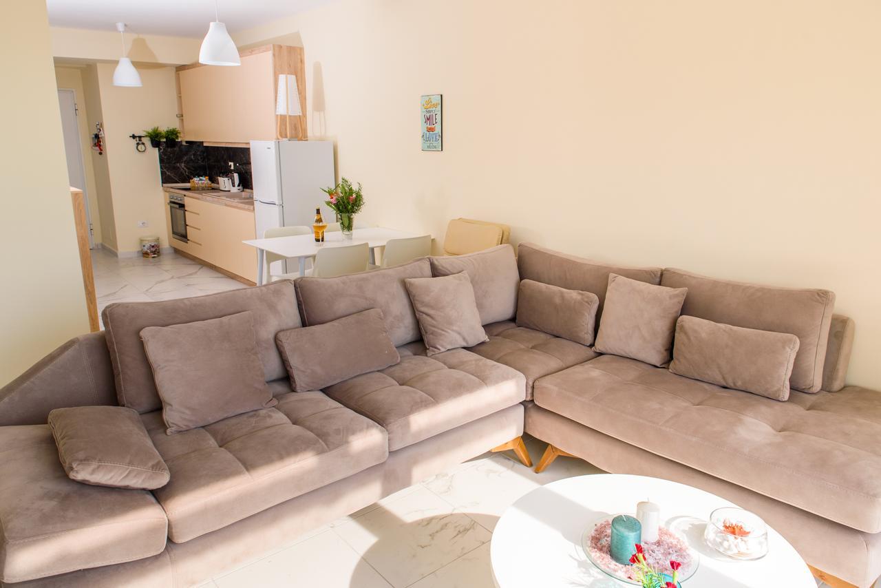 Sunset Apartment Saranda Bay Exterior photo
