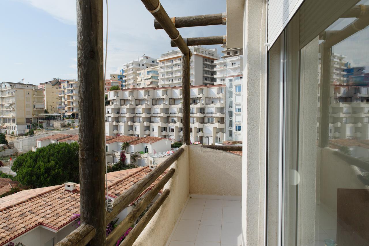 Sunset Apartment Saranda Bay Exterior photo