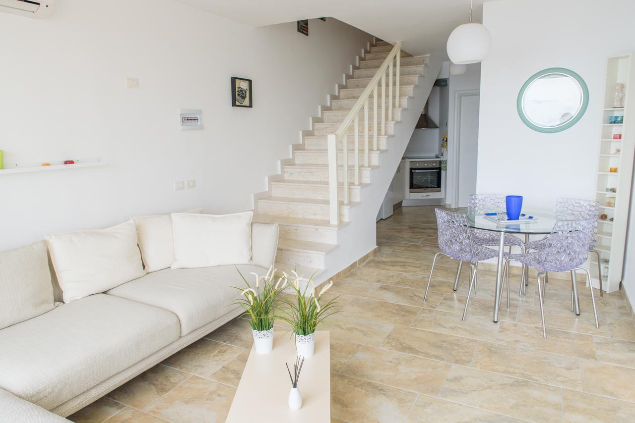 Sunset Apartment Saranda Bay Exterior photo