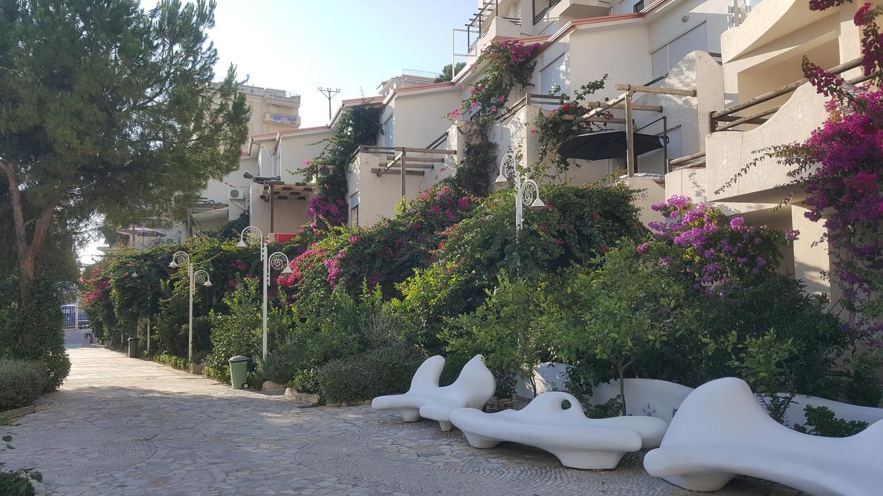 Sunset Apartment Saranda Bay Exterior photo